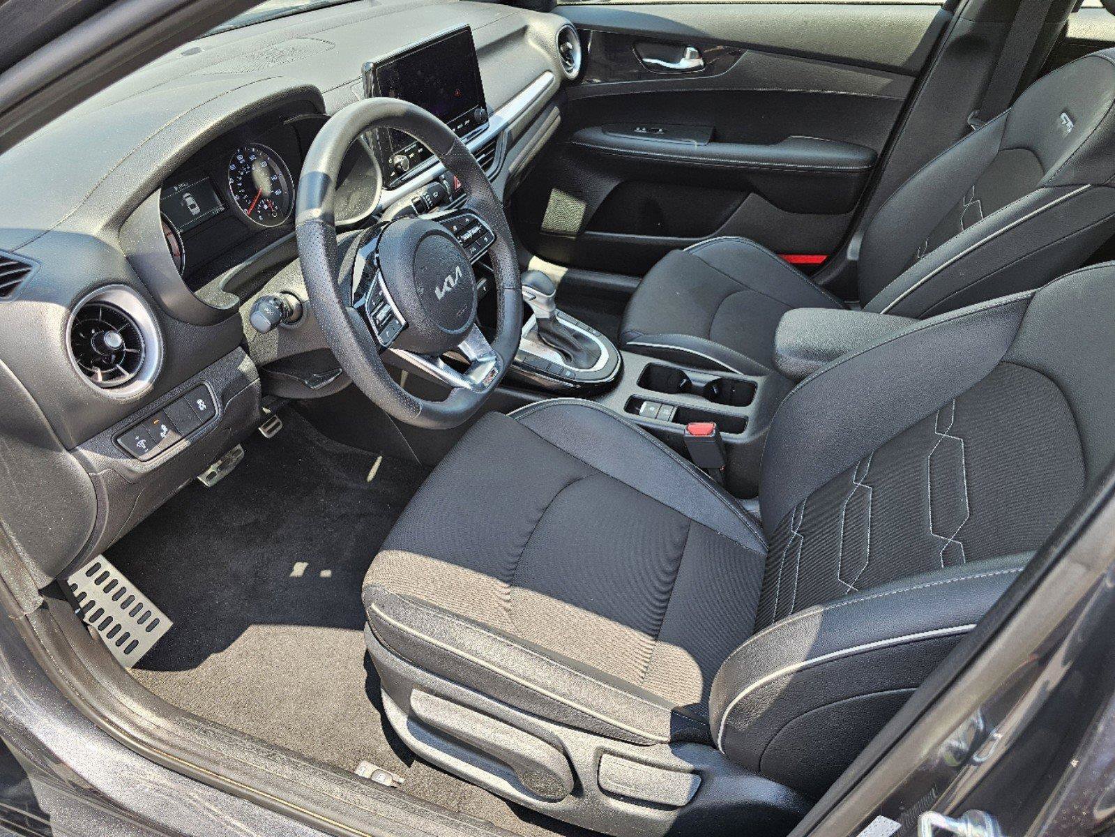 Used 2024 Gray Kia GT-Line image 14