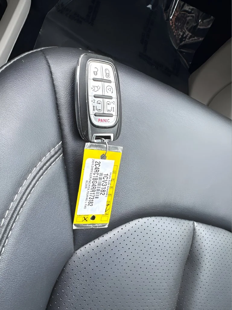 Used 2024 Silver Chrysler Touring L image 28