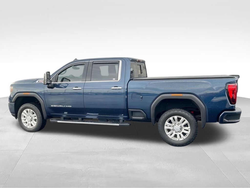 Used 2022 Blue GMC Denali image 6