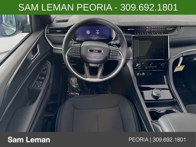 New 2026 Diamond Black Crystal Pearlcoat Jeep Laredo X image 22