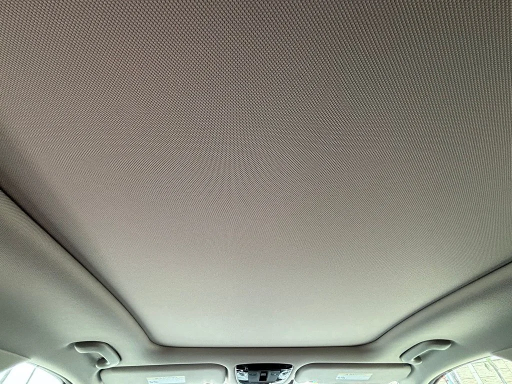 2025 Kia Sorento S - Photo 13