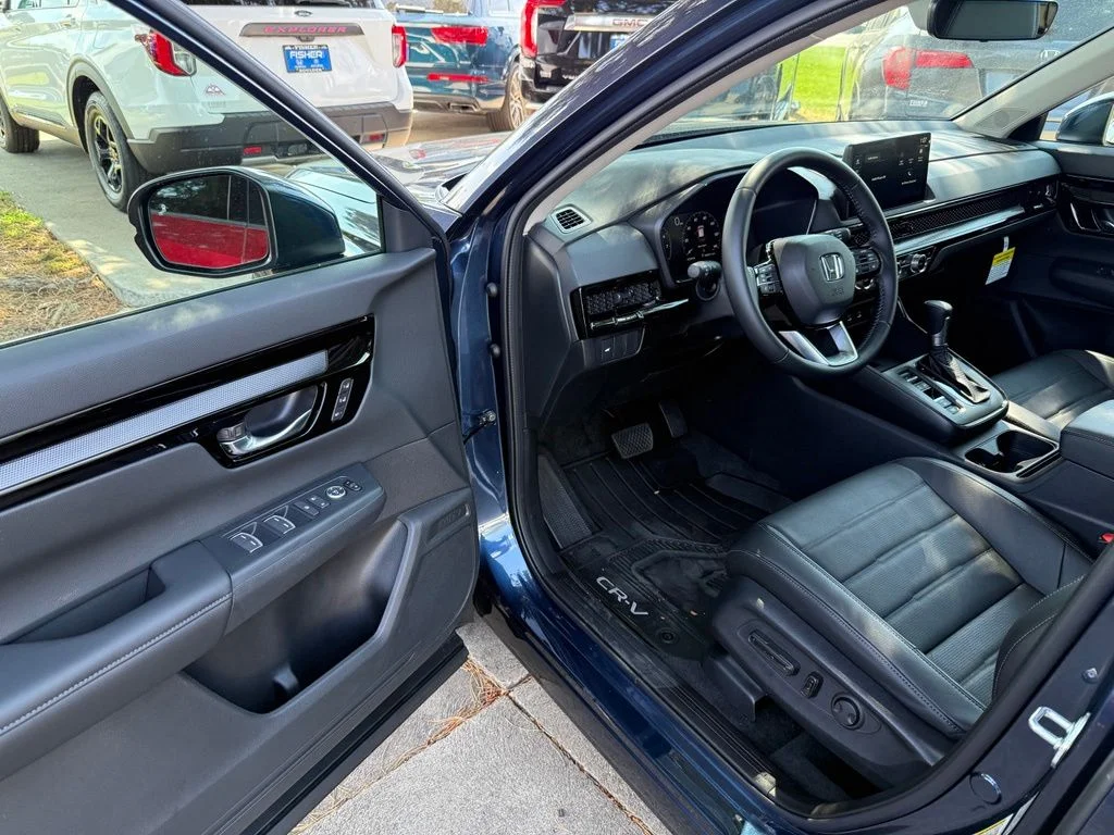Certified Used 2026  Honda EX-L image 13