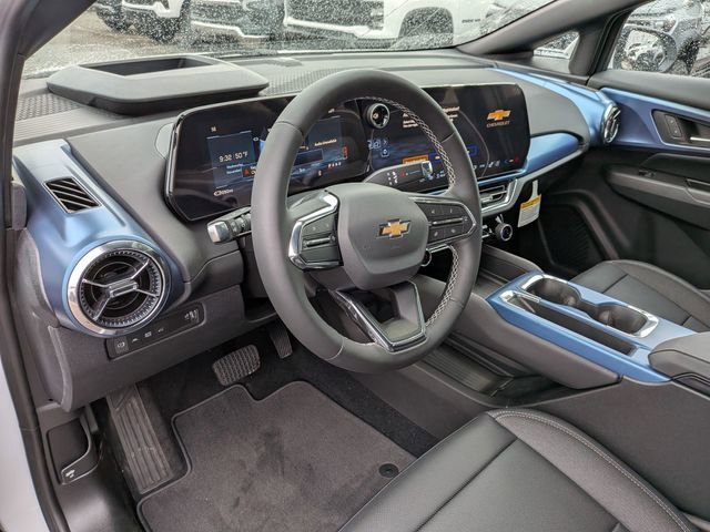 New 2026 Summit White Chevrolet LT image 10