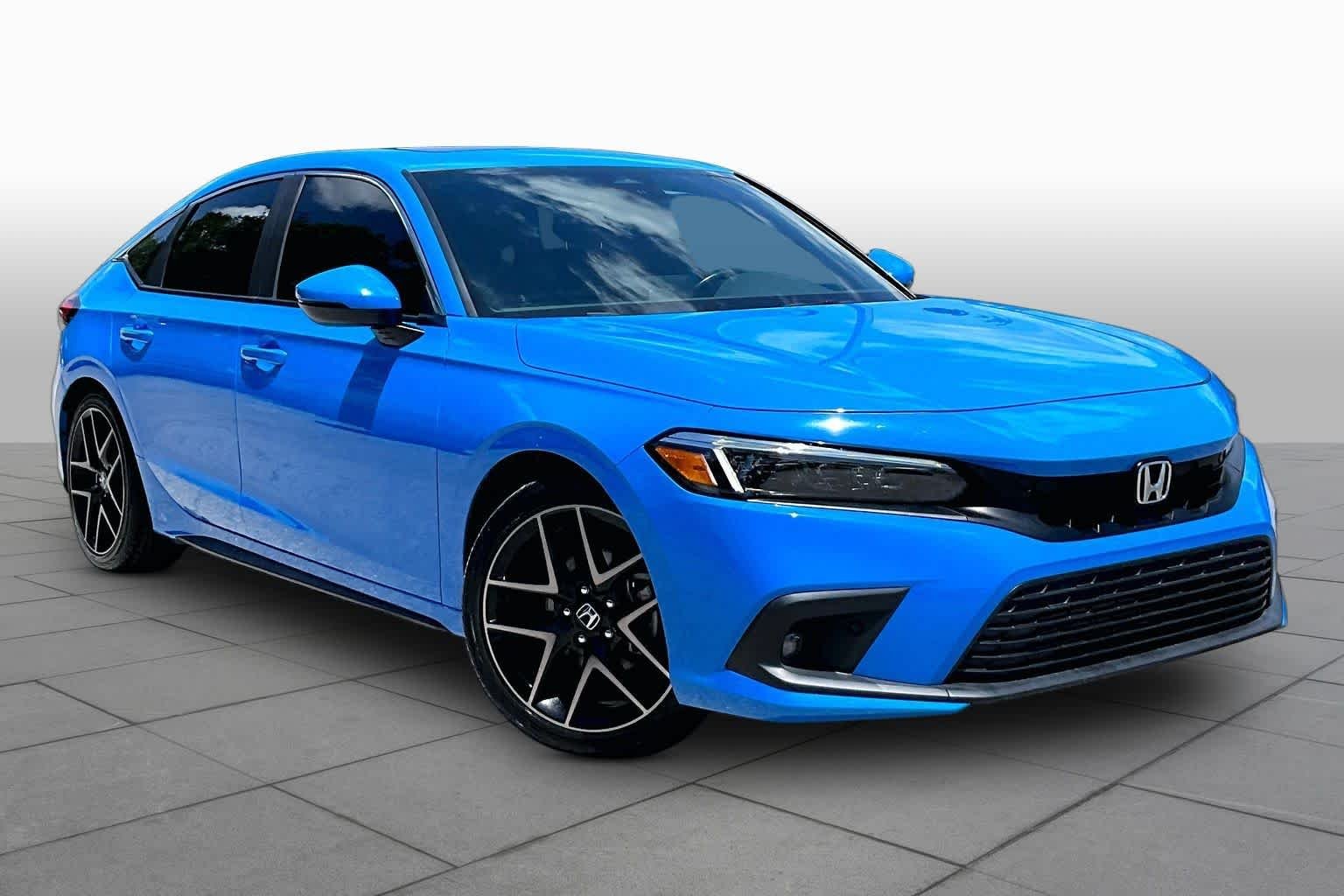 Used 2024 Boost Blue Pearl Honda Sport Touring image 3