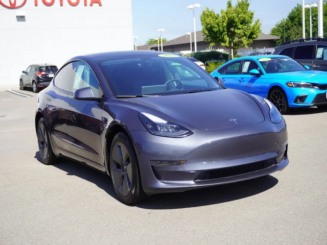 2023 Tesla Model 3 Base