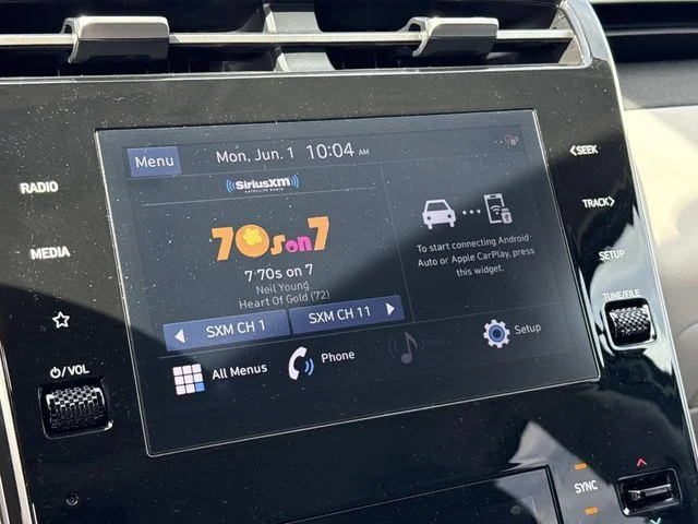 Used 2022 Gray Hyundai SEL image 3