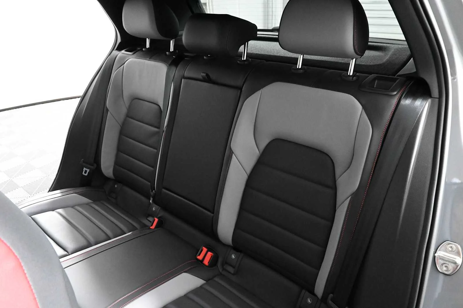 New 2026 Moonstone Gray Volkswagen SE image 14