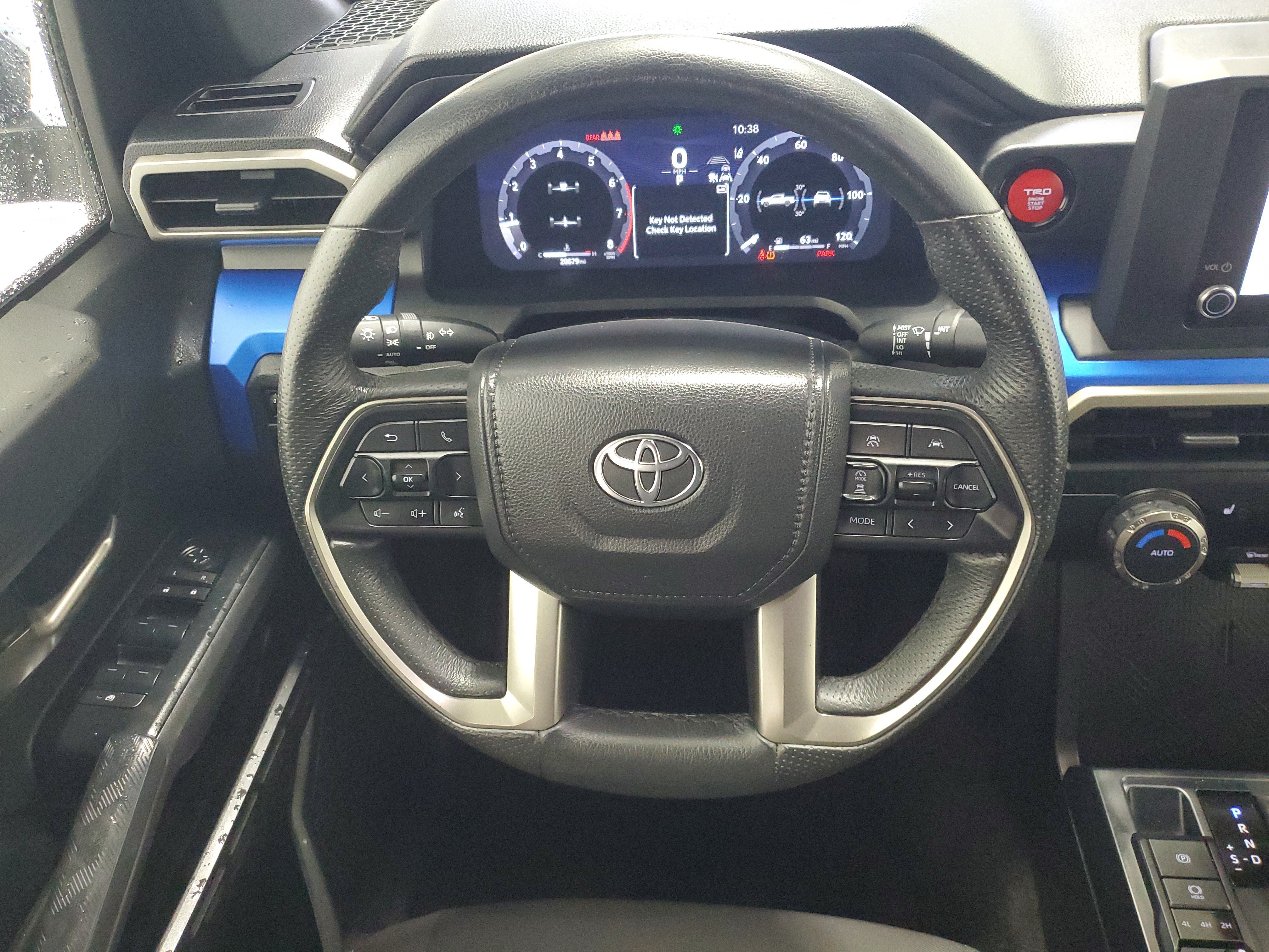 2025 Toyota Tacoma TRD Off Road - Photo 16