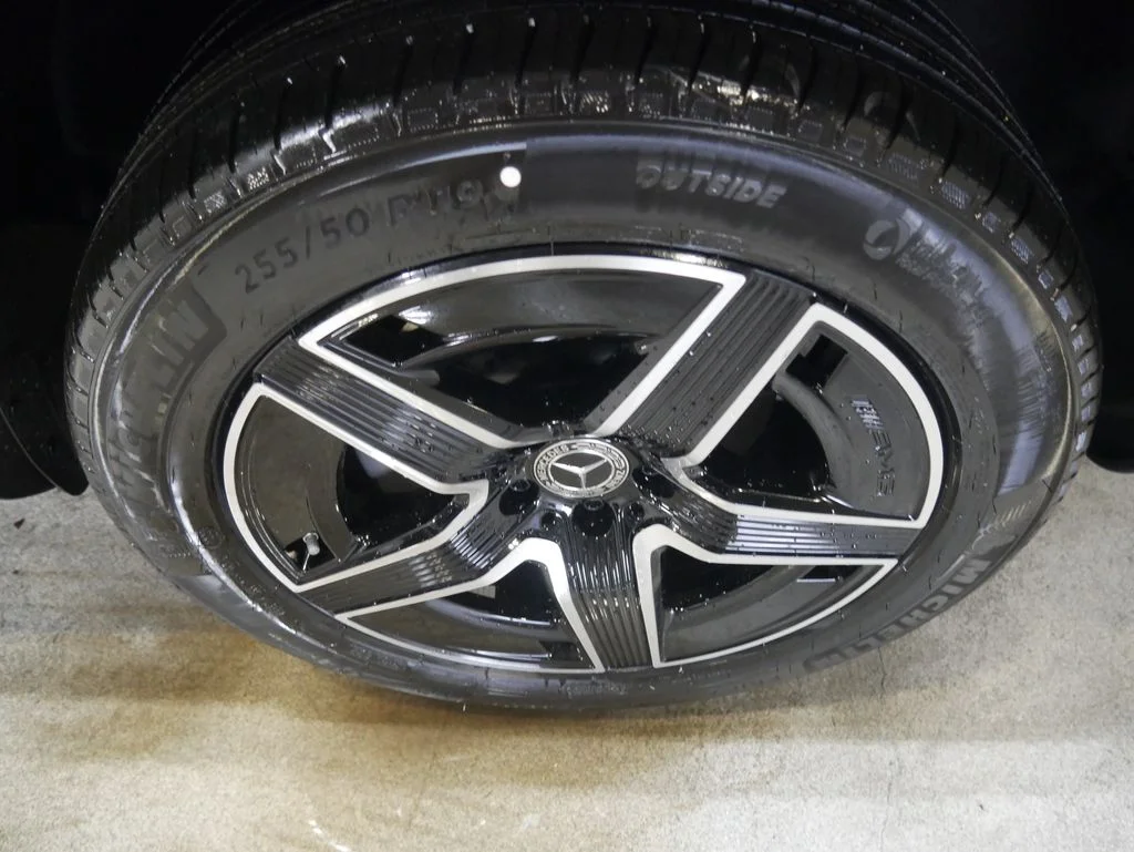 Certified Used 2026 Black Mercedes-Benz GLC 300 image 12