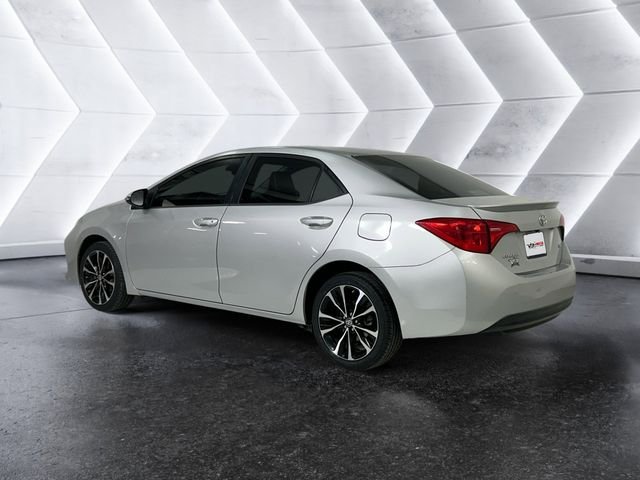 Used 2019 Silver Toyota SE image 6