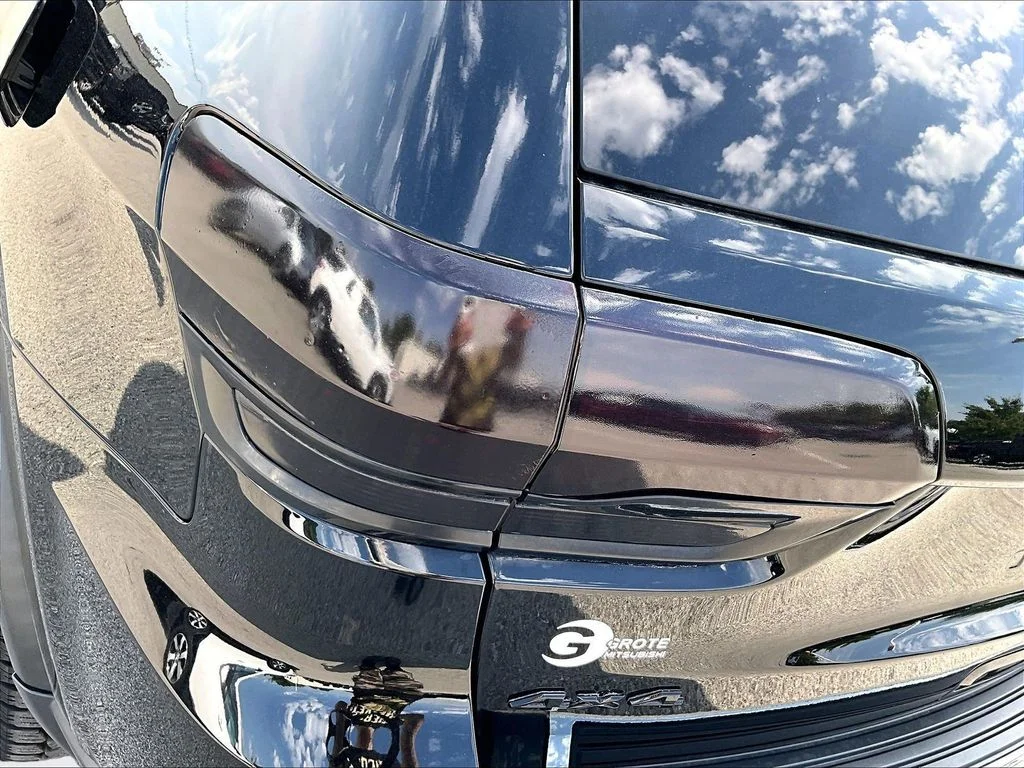 Used 2019 Black Jeep Limited image 31