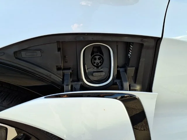 Used 2026 Polar White Tricoat Chevrolet RS image 11
