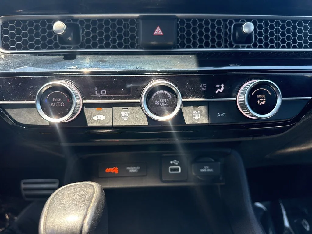Used 2022 White Honda Sport image 17