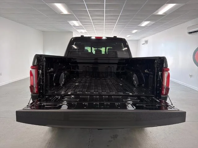 New 2026 Agate Black Metallic Ford Lariat® image 30