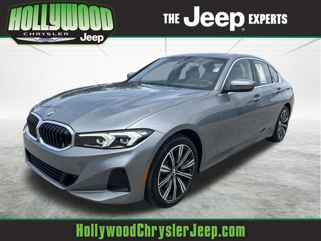 2025 BMW 3 Series 330i xDrive Sedan's photo