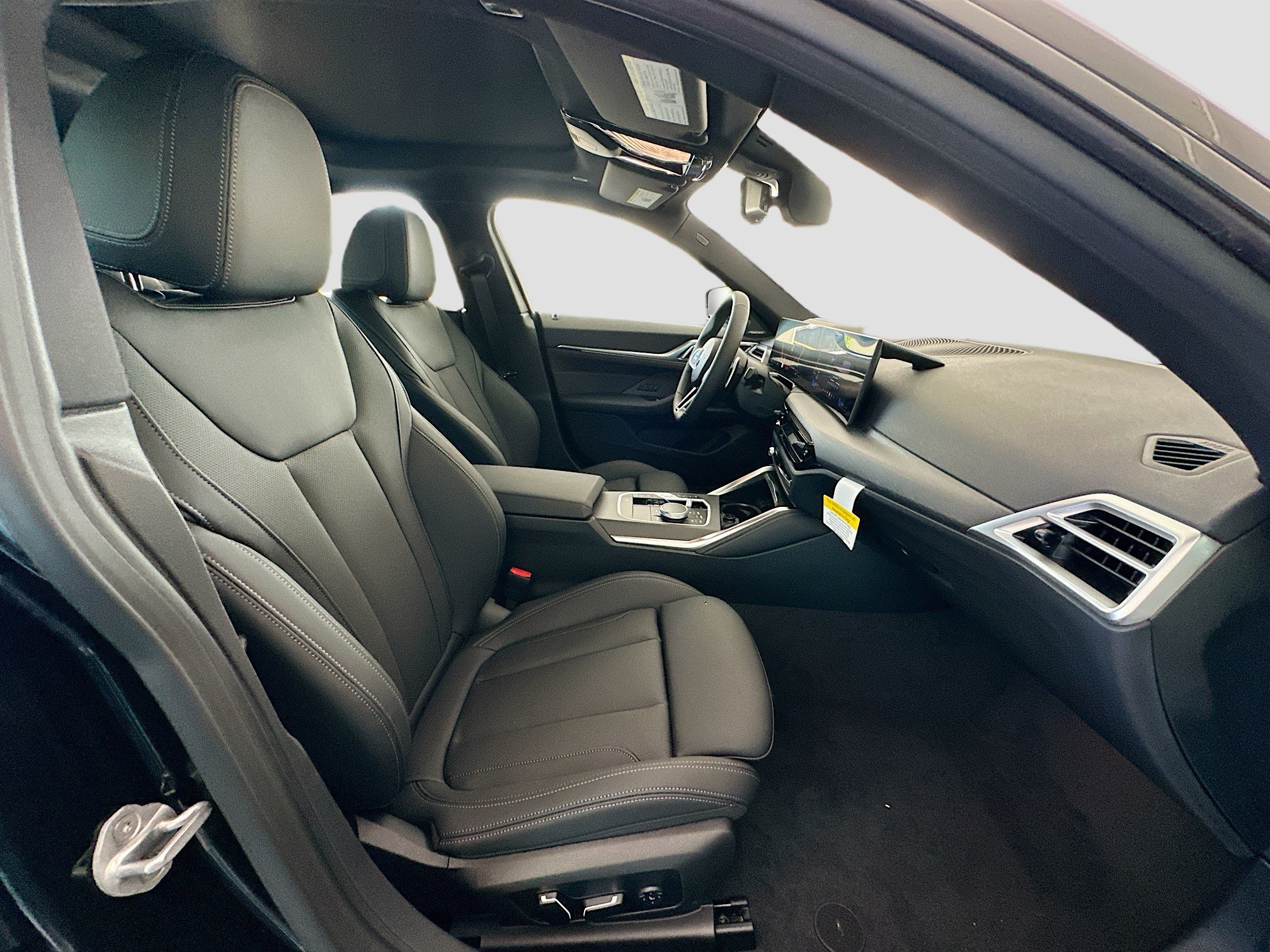 New 2026 Black Sapphire Metallic BMW 430i image 21