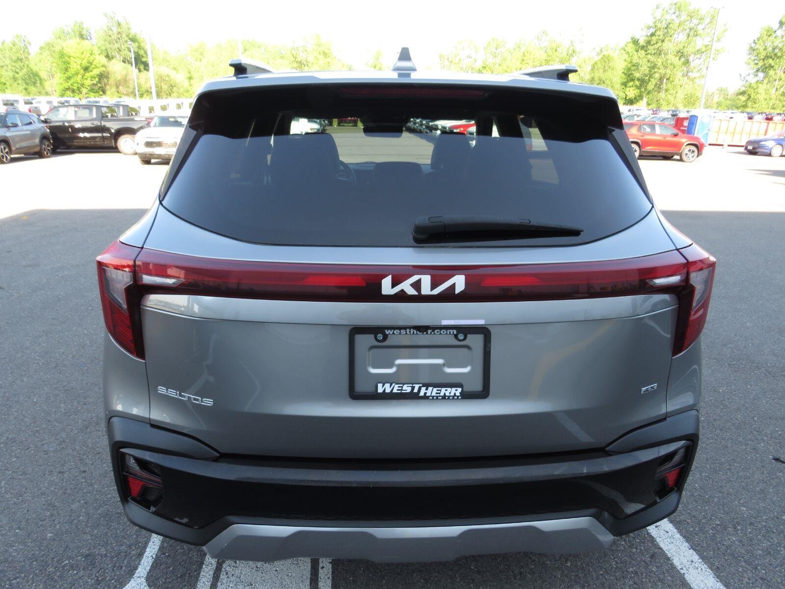 Used 2024 Steel Gray Kia EX image 18