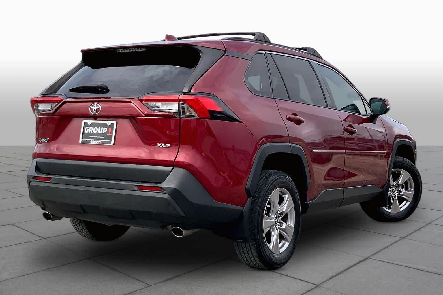 Used 2023 Ruby Flare Pearl Toyota XLE image 13