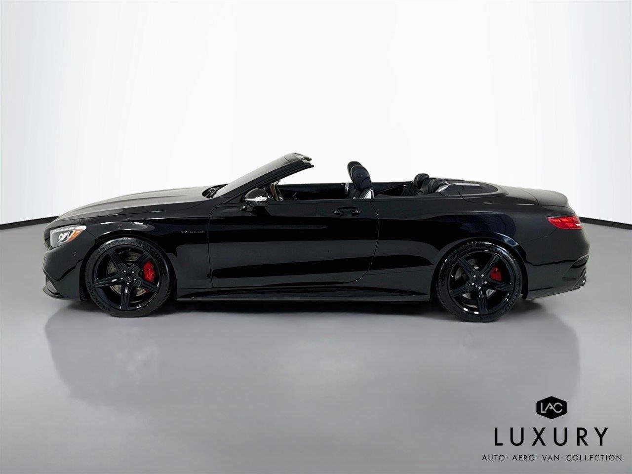 Used 2017 Obsidian Black Metallic Mercedes-Benz AMG® S 63 Conv | $187k MSRP | Designo Leather | Warmth & Comfort image 8