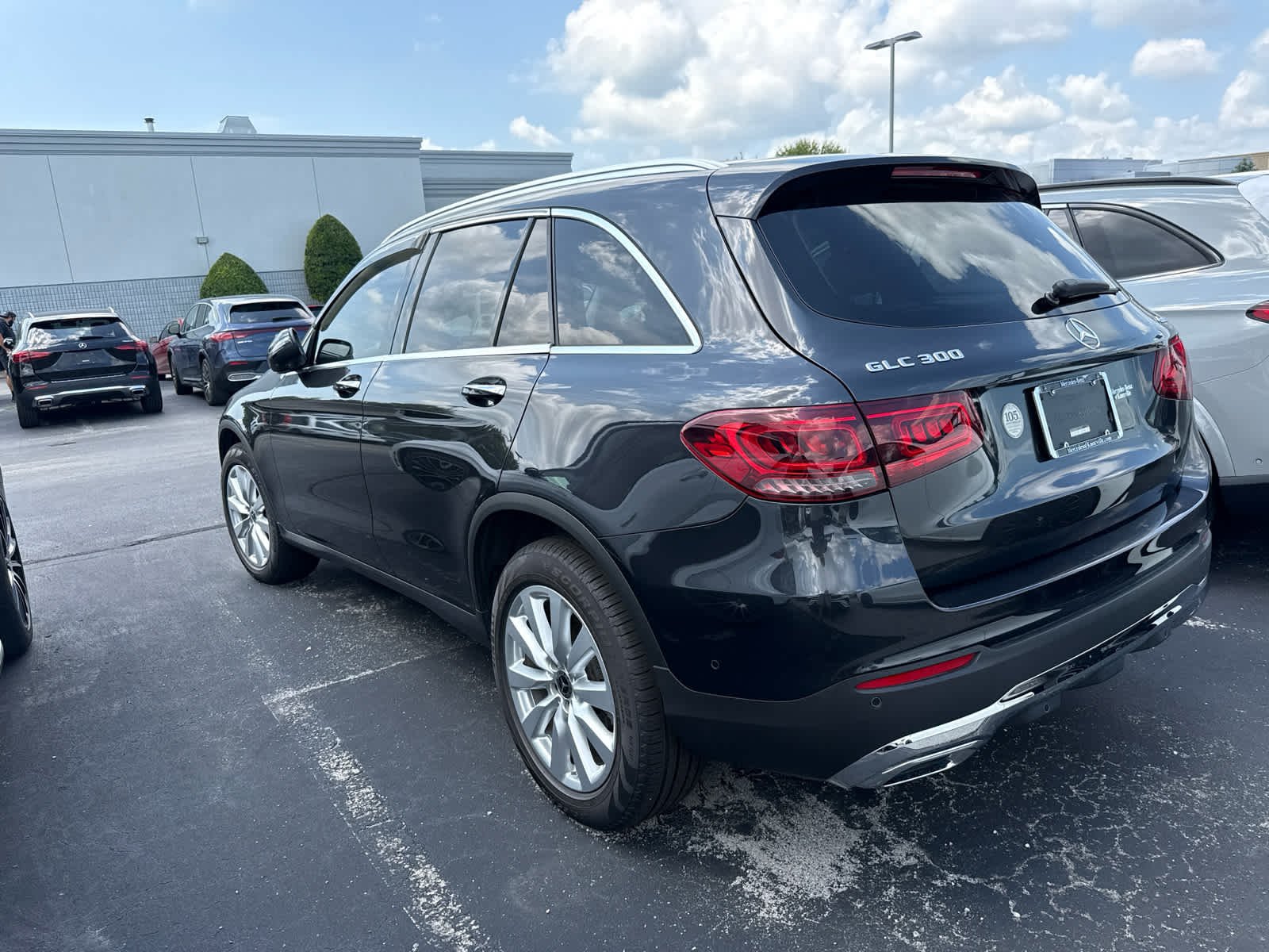 Certified Used 2020 Graphite Grey Metallic Mercedes-Benz GLC 300 image 2