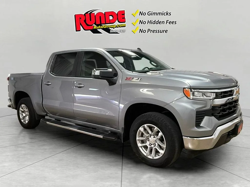 Used 2024 Sterling Gray Metallic Chevrolet LT image 6