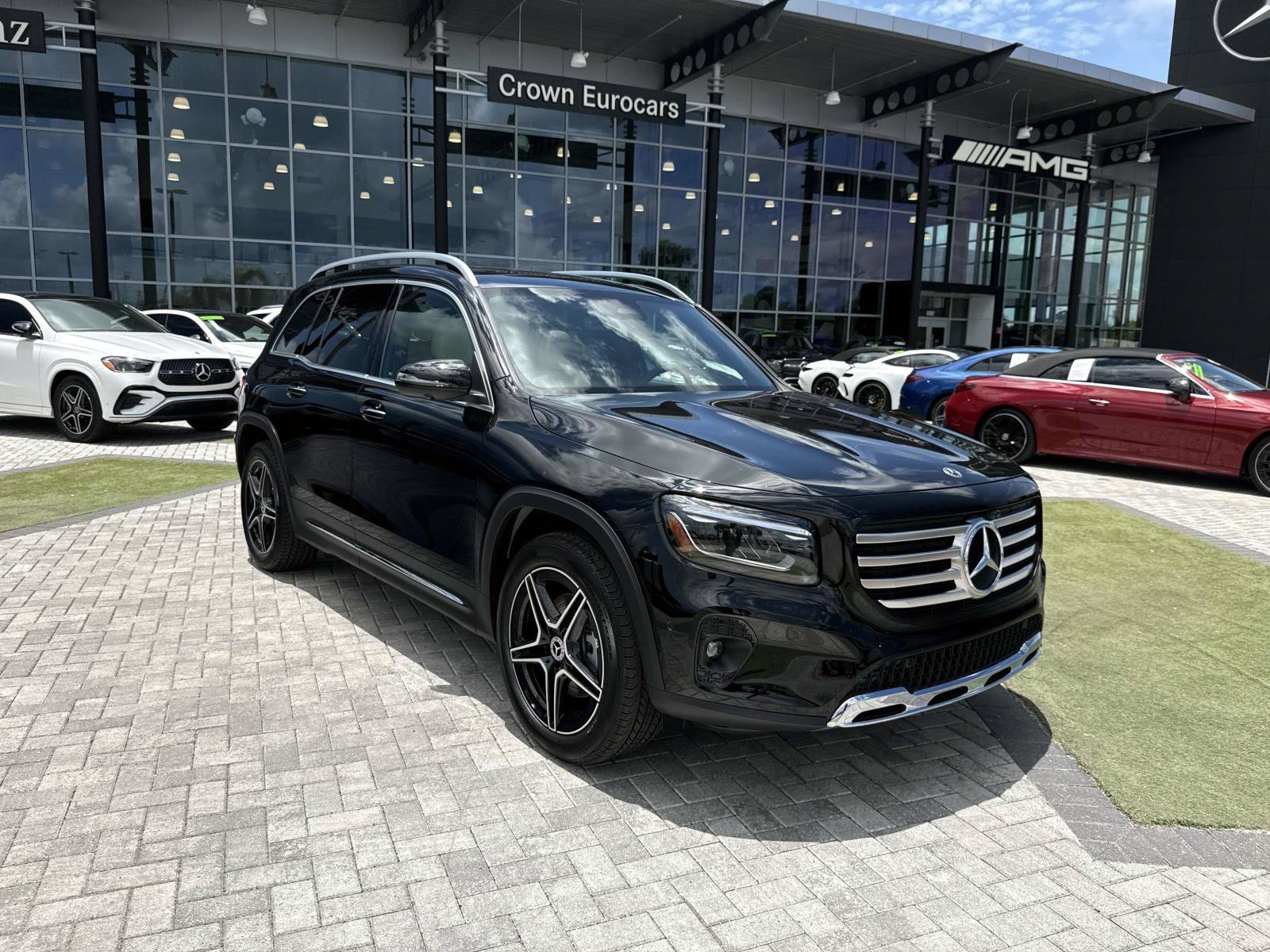New 2026 Black Mercedes-Benz 250 SUV image 7