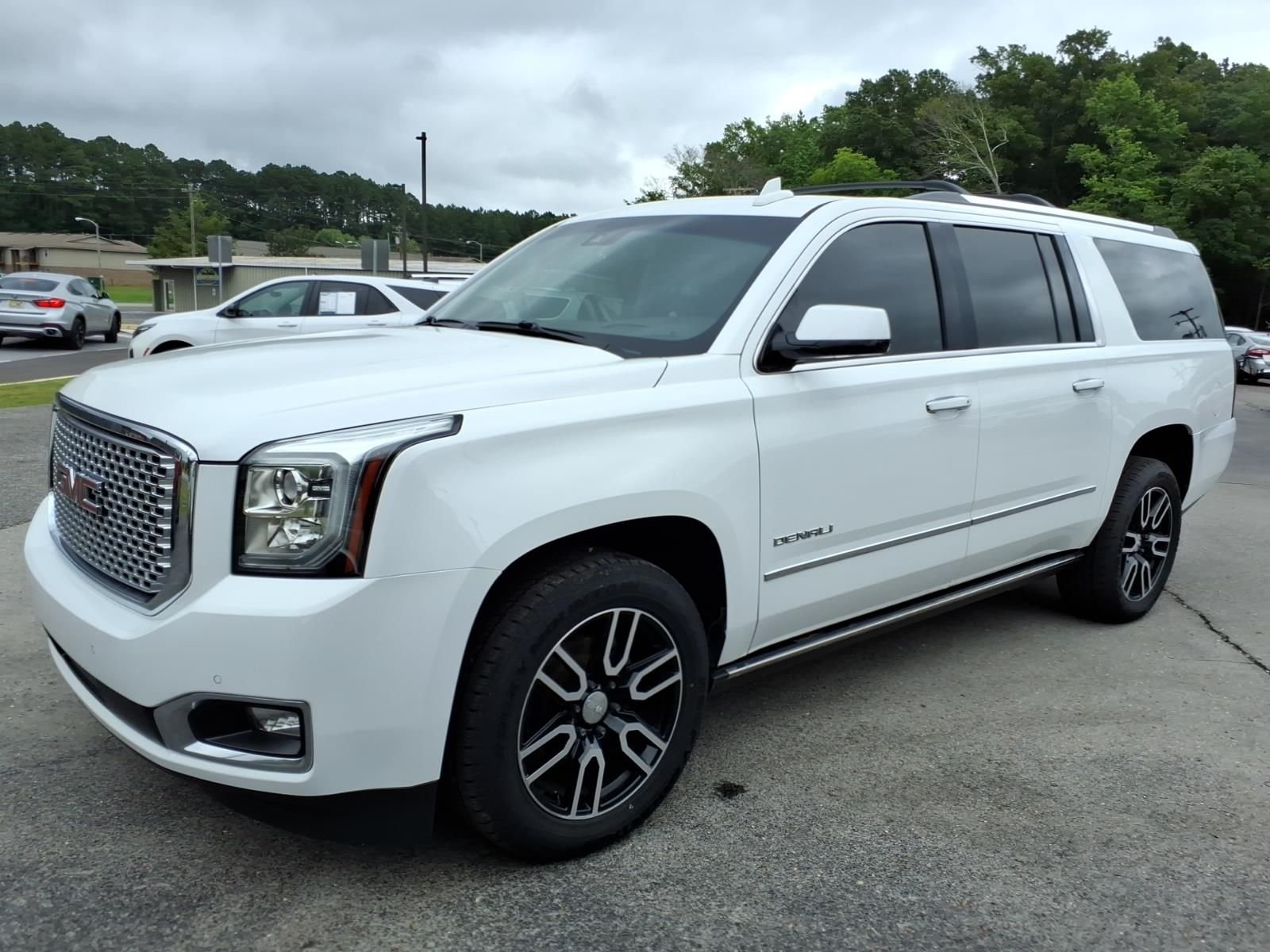 2017 GMC Yukon Denali 2WD's photo
