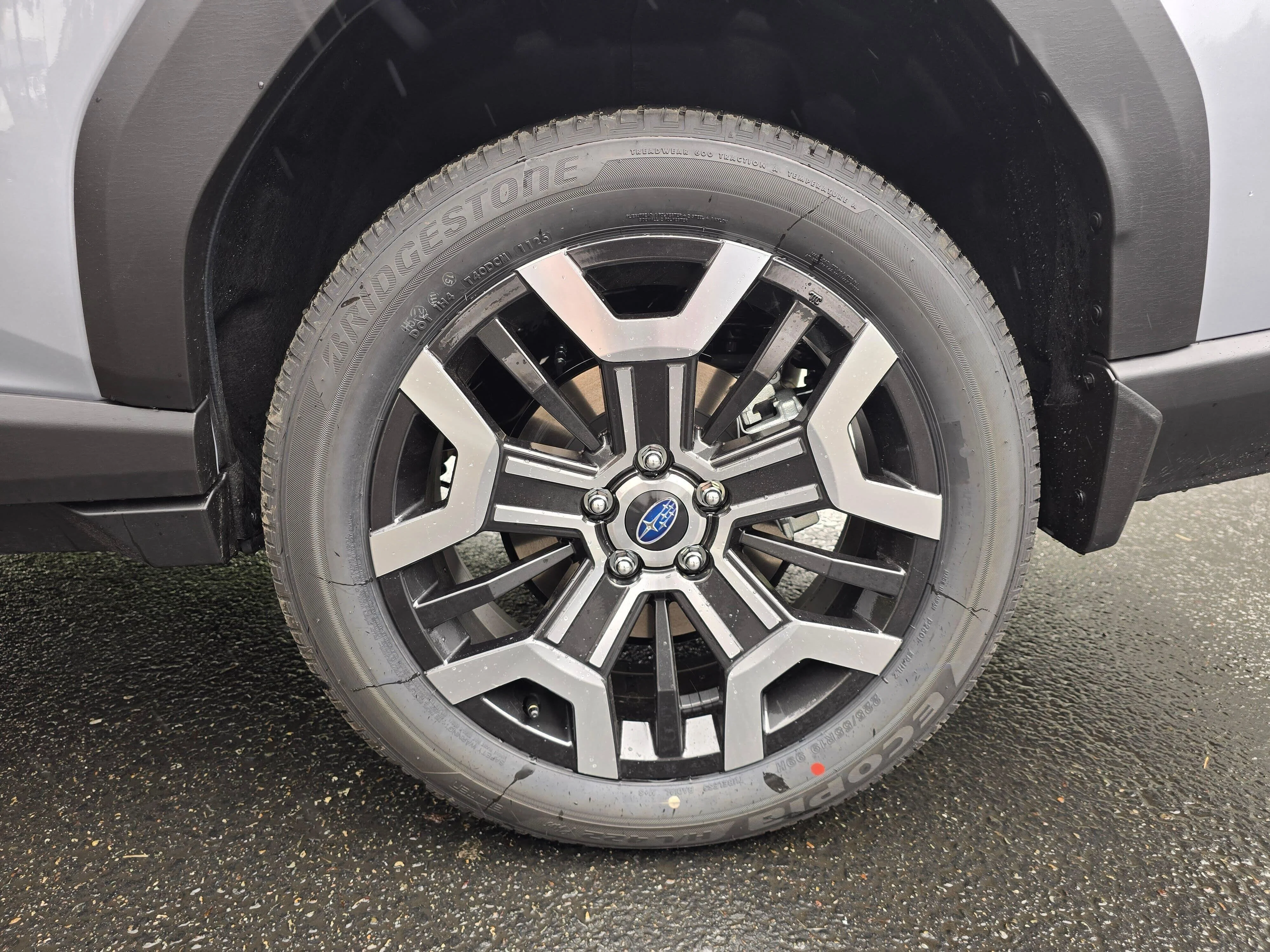 New 2026 ICE SILVER METALLIC Subaru Touring XT image 6