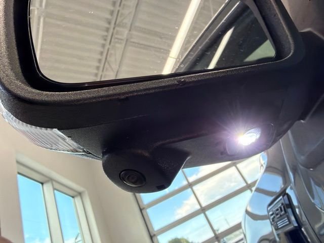 New 2026 Carbonized Gray Metallic Ford XLT image 7