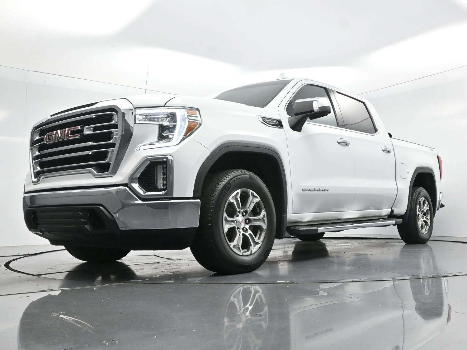 Used 2022 Summit White GMC SLT image 45