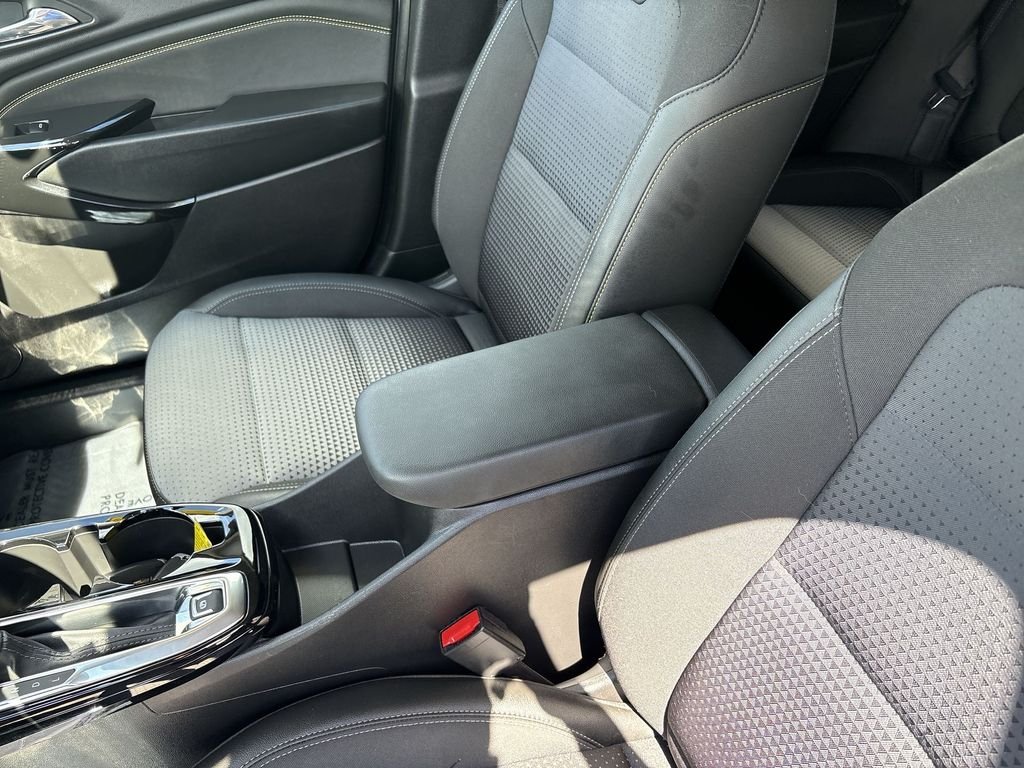 Used 2025 Black Chevrolet LT image 20