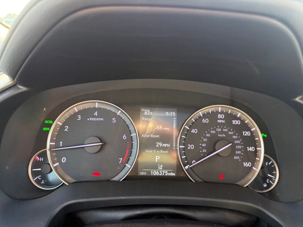 Used 2019 White Lexus 350 image 14