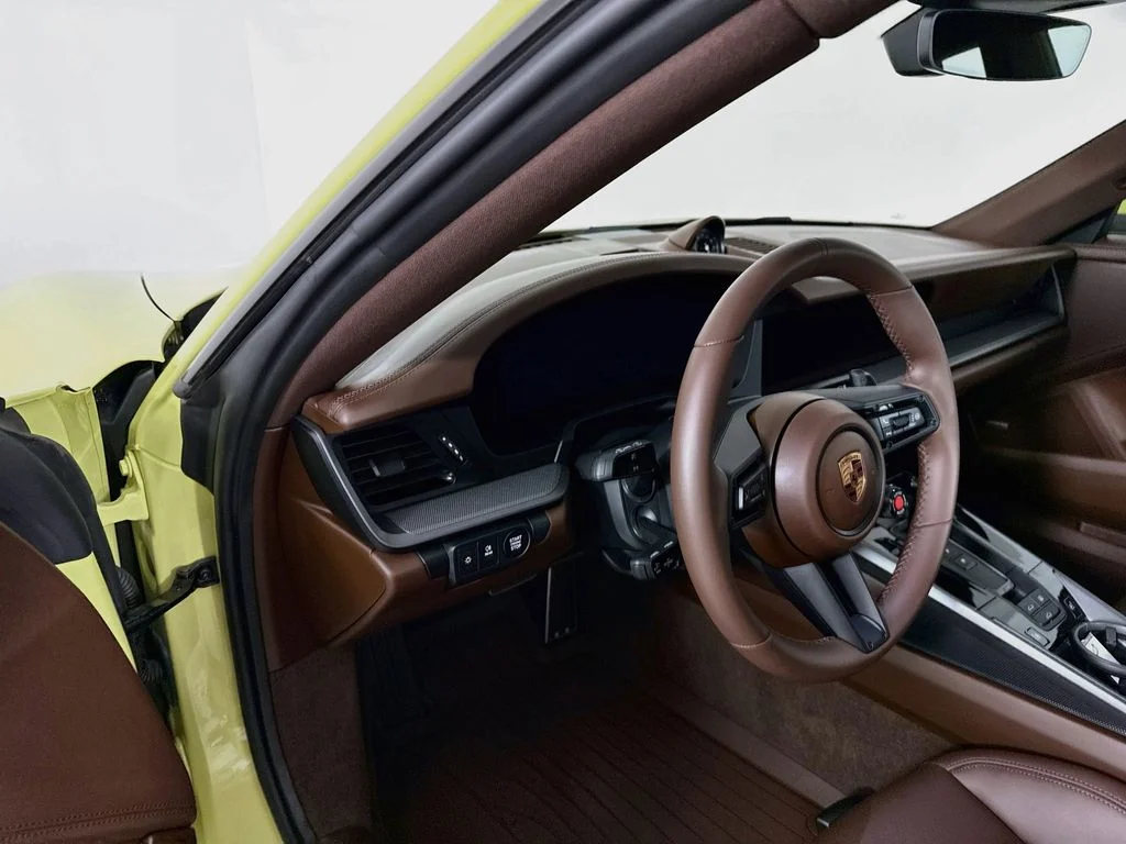 Certified Used 2025 Cartagena Yellow Metallic Porsche  image 4