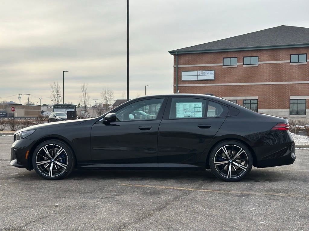 New 2026 Black Sapphire Metallic BMW 530i xDrive image 4