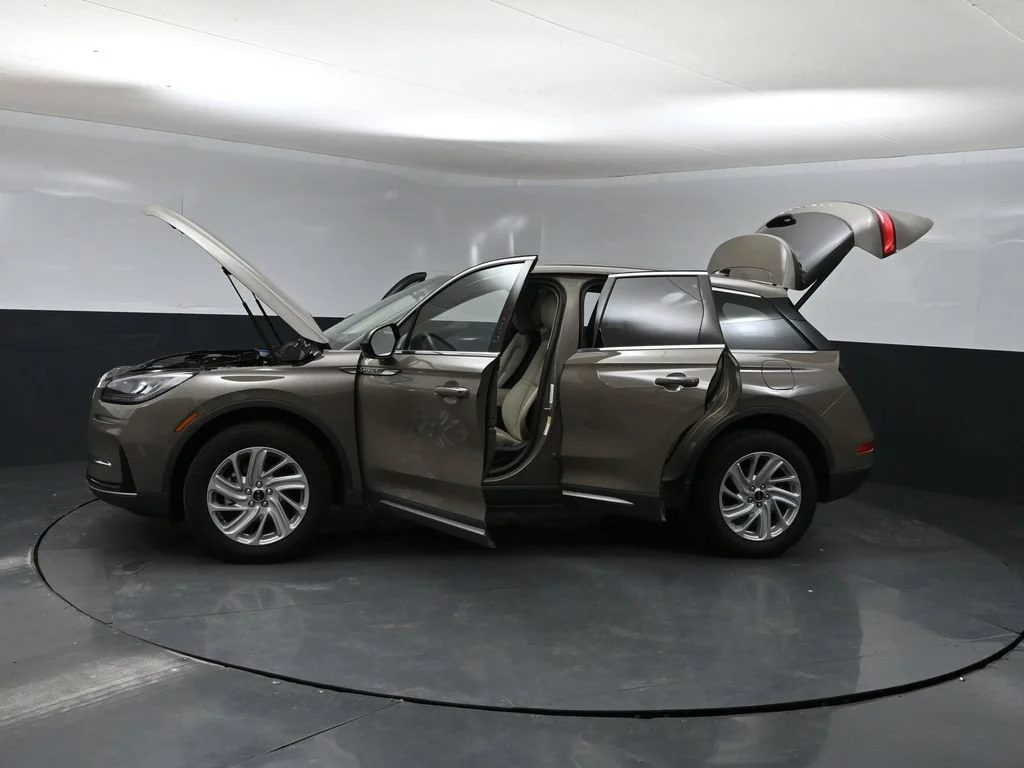 Certified Used 2025 Gray Lincoln Premiere image 41