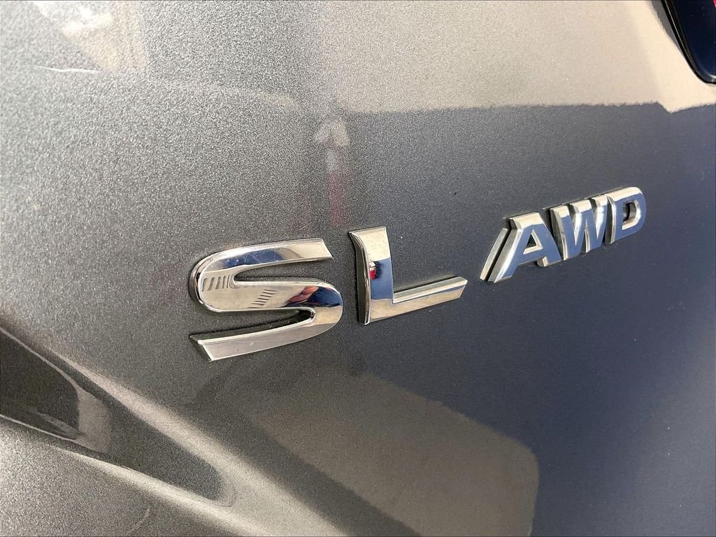 Used 2018 Gray Nissan SL image 30