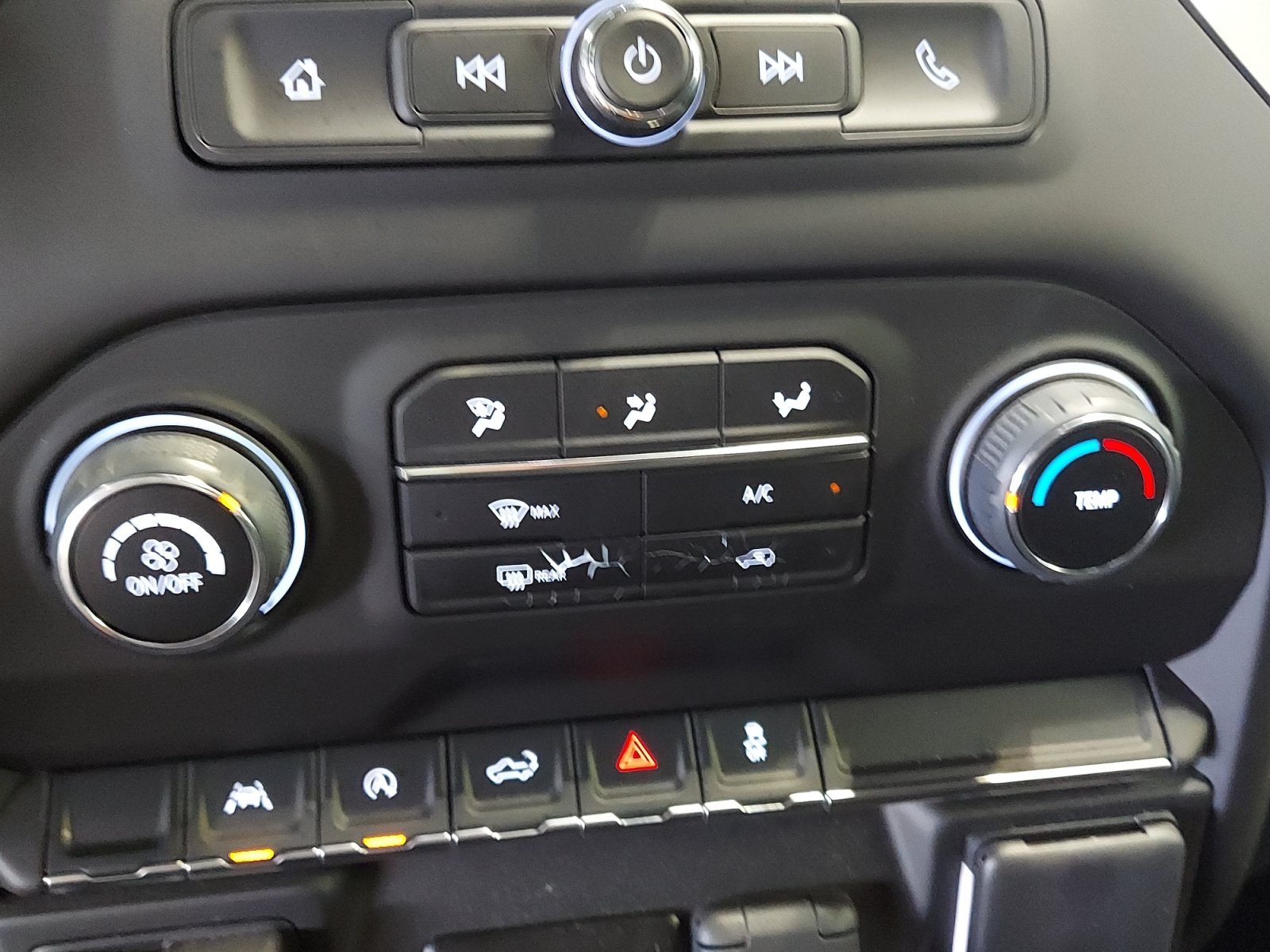 Used 2025 Slate Gray Metallic Chevrolet Custom image 17