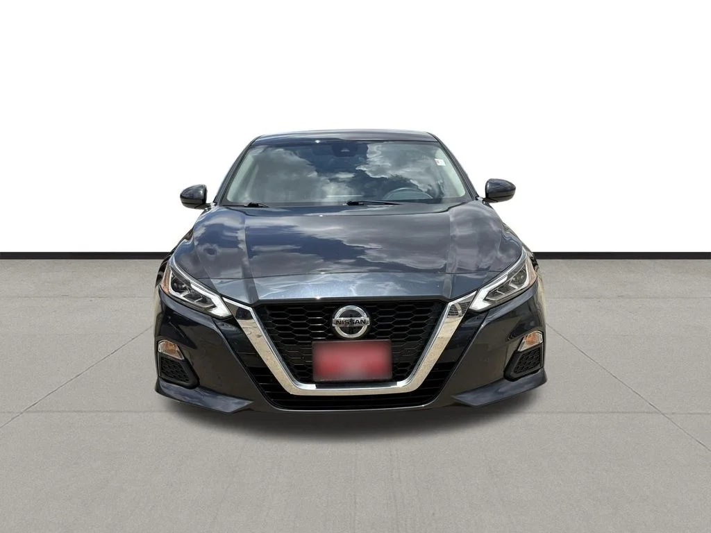 Used 2022 Storm Blue Metallic Nissan 2.5 SV image 2