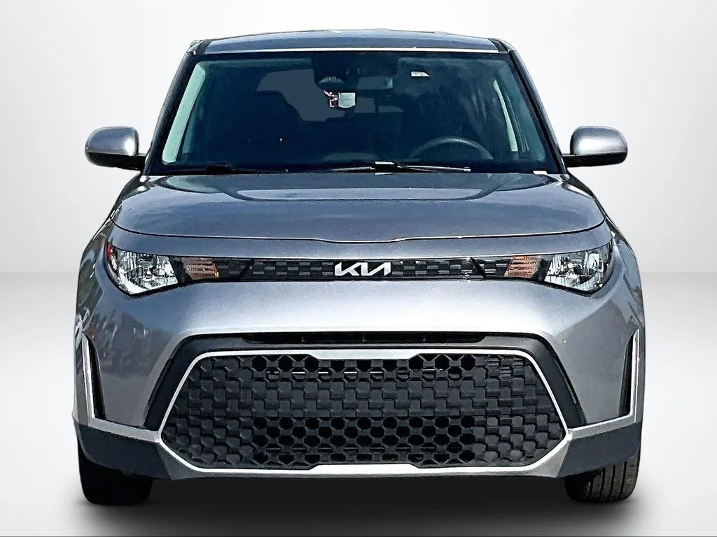 Used 2025 Gray Kia LX image 4