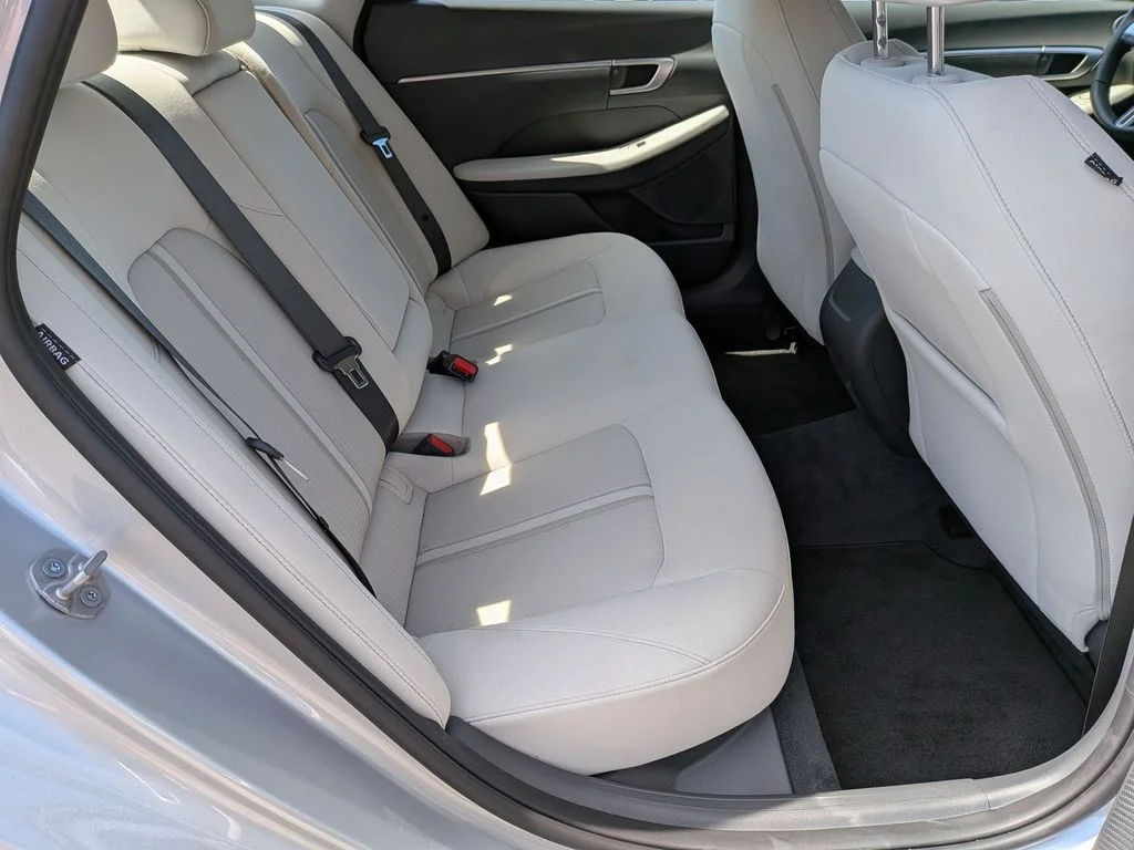Used 2026 Silver Hyundai SEL Sport image 26
