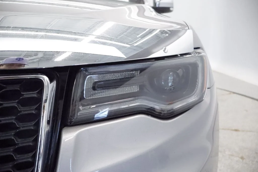 Certified Used 2020 Silver Jeep Limited image 3