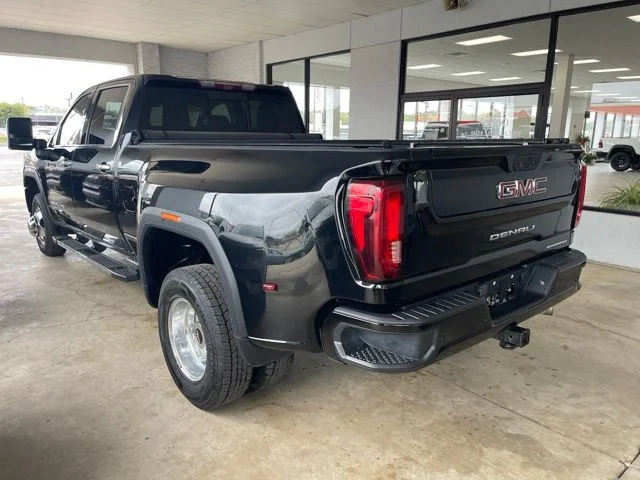 Used 2022 Black GMC Denali image 6
