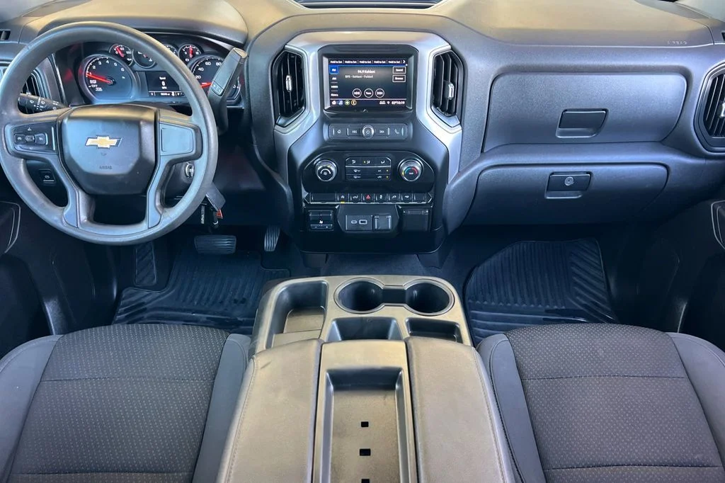 Used 2021 Black Chevrolet Custom image 15