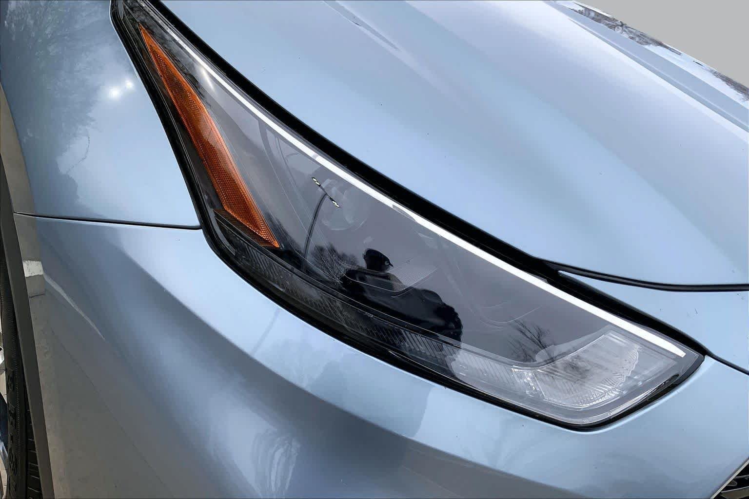 Used 2023 Moon Dust Toyota XLE image 27