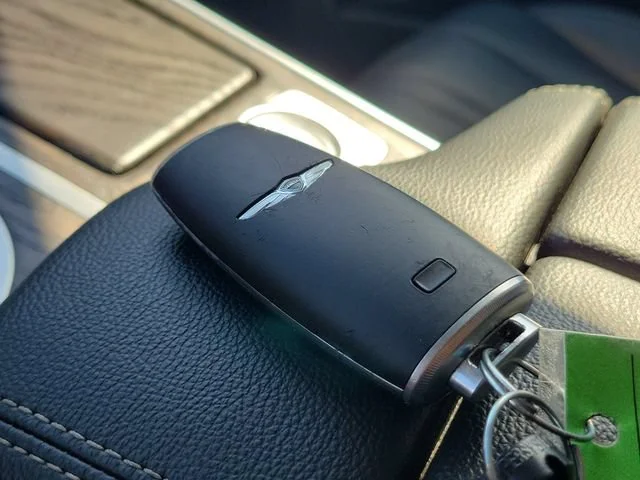 2024 GENESIS GV80 Standard - Photo 37
