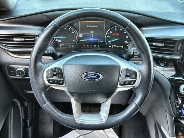 Used 2023 Black Ford Limited image 14