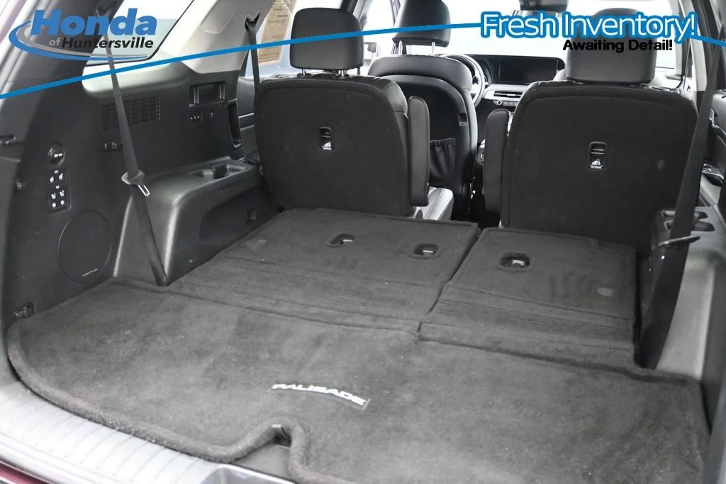 Used 2023 Burgundy Hyundai Limited image 12