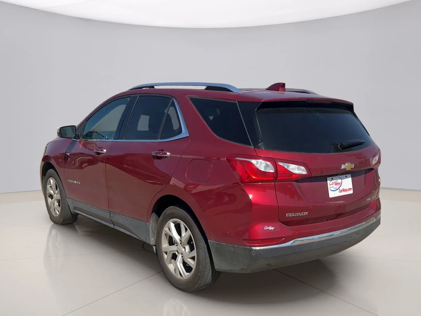 Used 2018 Red Chevrolet PREMIER image 3