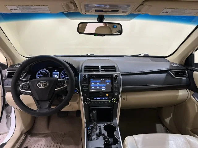 2017 Toyota Camry XLE - Photo 20
