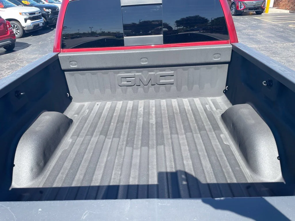 Used 2018 Red GMC SLT image 5